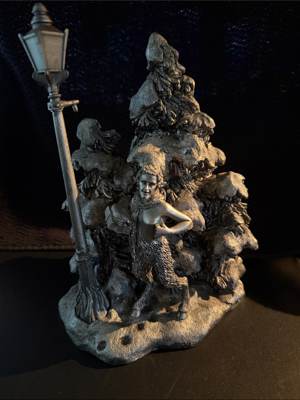 Disney/Walden Chronicles of Narnia Resin Bookend - Narnia side only RARE
